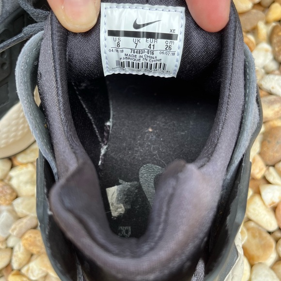 Nike Air Huarache shoes - Picture 7 of 7